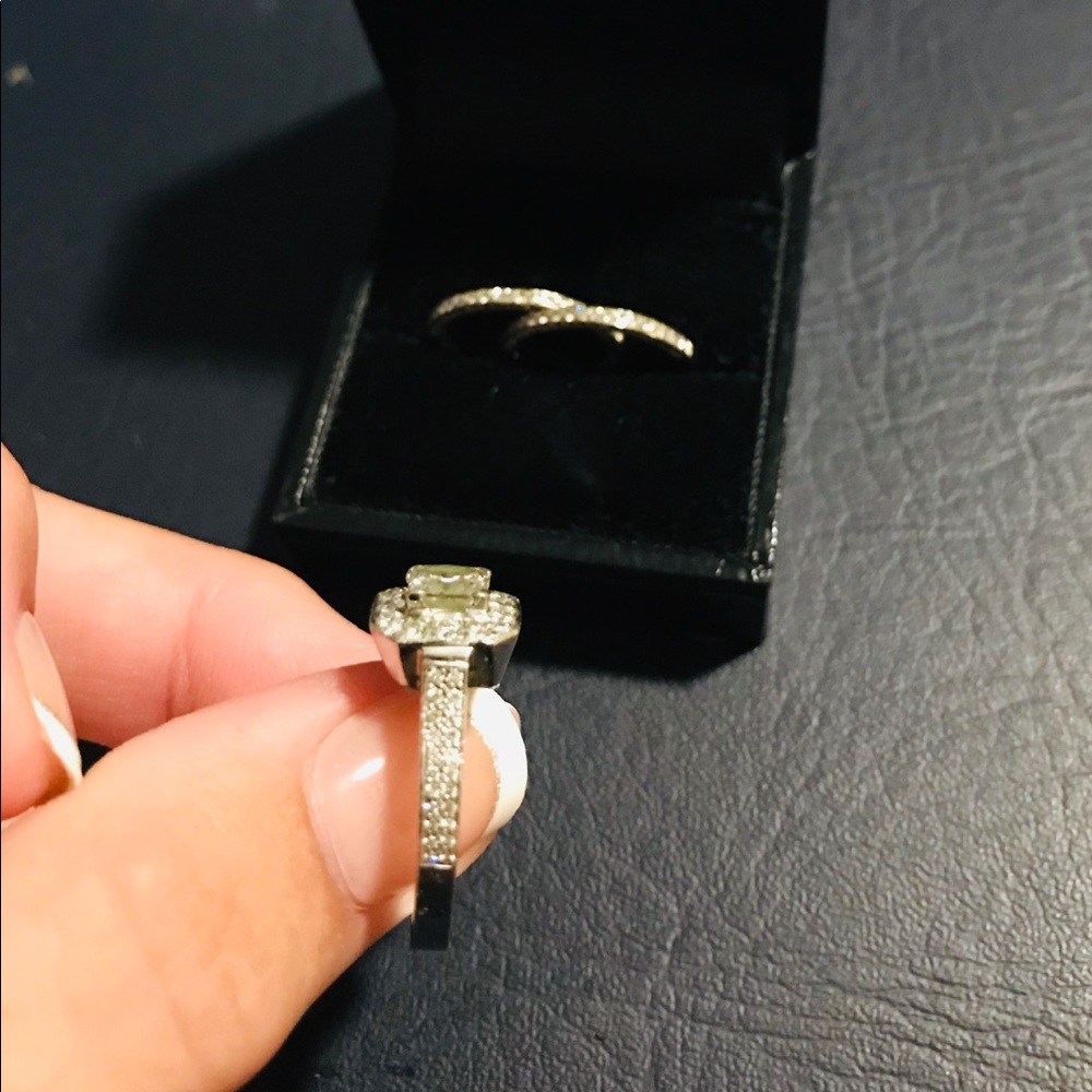 Wedding Set - Picture 5 of 7